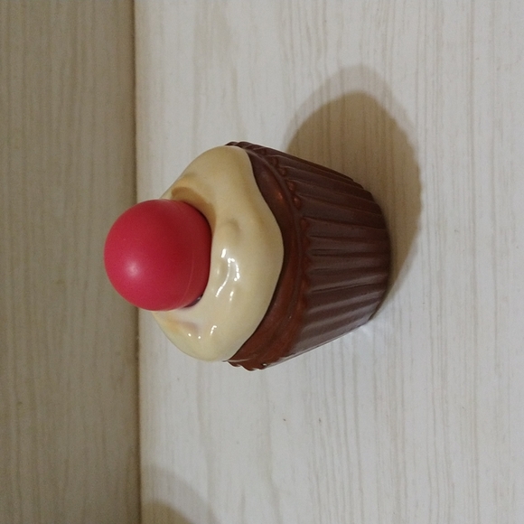 Vintage Avon Fly-A-Balloon Top + Bonus 1974 Avon Cupcake Bottle - Picture 4 of 5